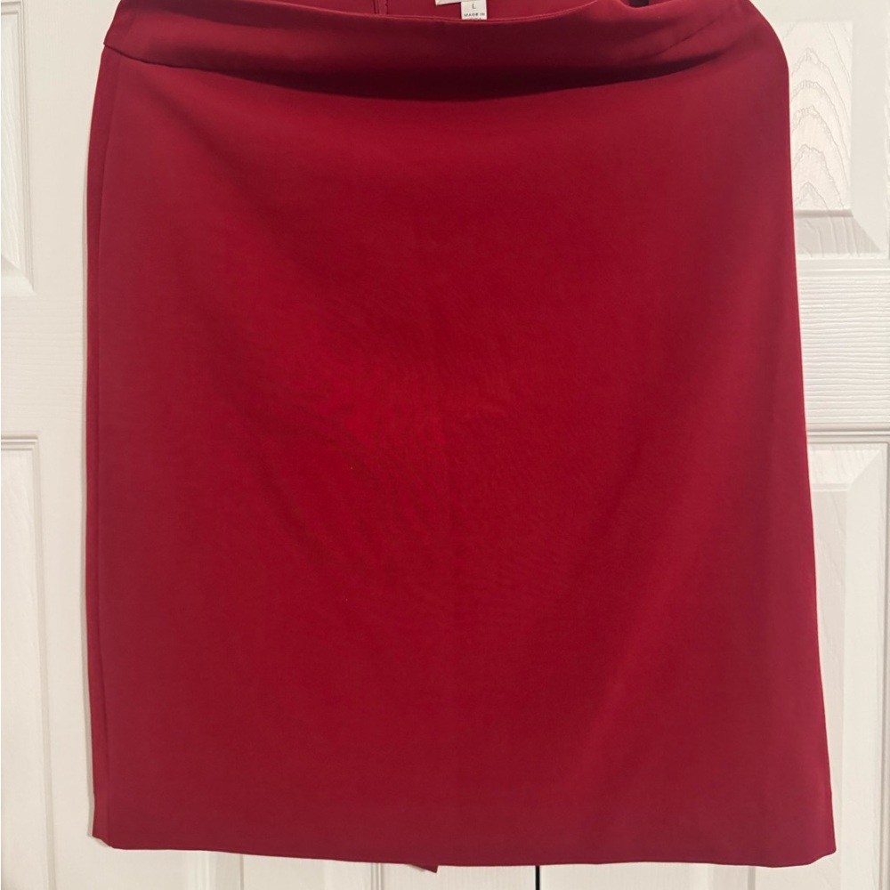 JohnPaulRichard Vibrant Red Pencil Skirt